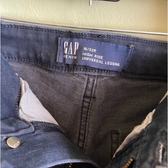GAP Denim - High Rise Universal Legging Jeans - Picture 7 of 8